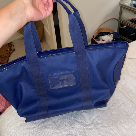 Tory Burch tote - Picture 2 of 4